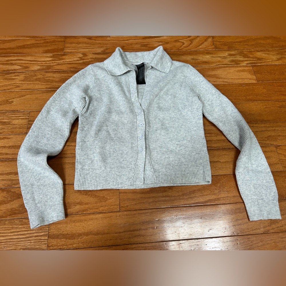 Button Up Cropped Cardigan - M